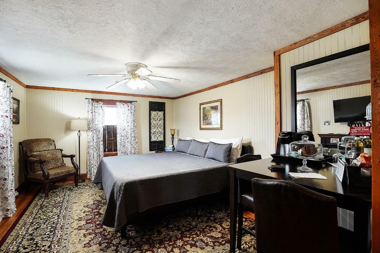 Hocking Hills Inn 로건 외부 사진
