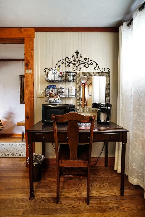 Hocking Hills Inn 로건 외부 사진